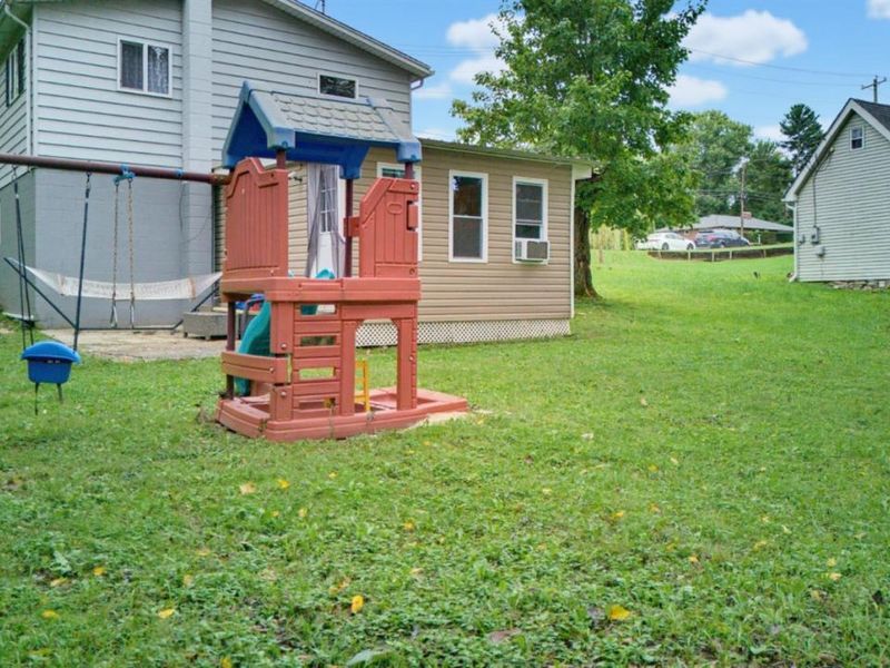 230 W Fancy Street, Blanchester, OH 45107 Photo 7