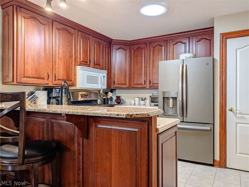 1202 Saint Abigail Street SW, Hartville, OH 44632 Photo 11