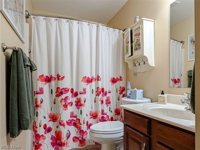 1202 Saint Abigail Street SW, Hartville, OH 44632 Photo 27