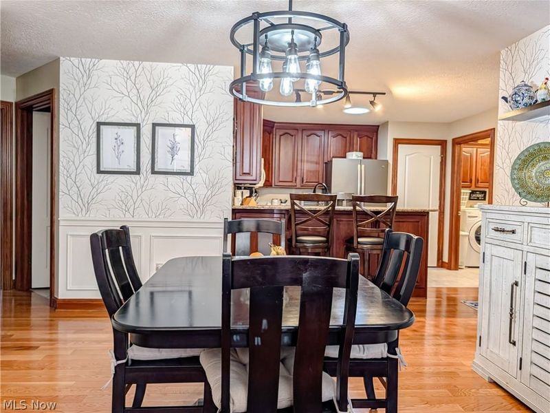 1202 Saint Abigail Street SW, Hartville, OH 44632 Photo 9