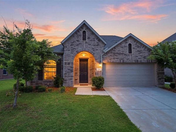 2704 Dancing Flame Drive, Denton, TX 76201