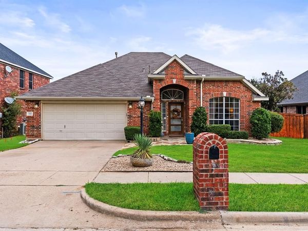 1112 Wentwood Drive, Corinth, TX 76210