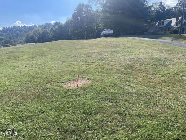 1709 Southside Road, Unit 4, Elizabethton, TN 37643