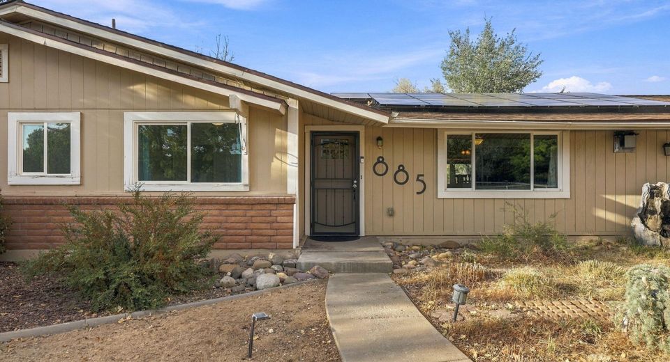 885 Winchester Drive, Reno, NV 89506 Photo
