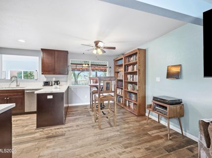 885 Winchester Drive, Reno, NV 89506 Photo