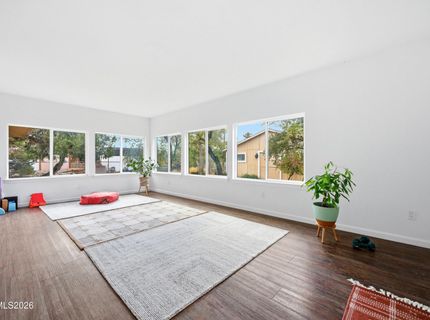 885 Winchester Drive, Reno, NV 89506 Photo