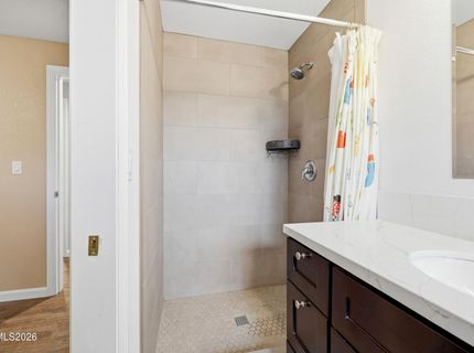 885 Winchester Drive, Reno, NV 89506 Photo