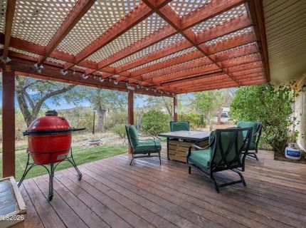 885 Winchester Drive, Reno, NV 89506 Photo
