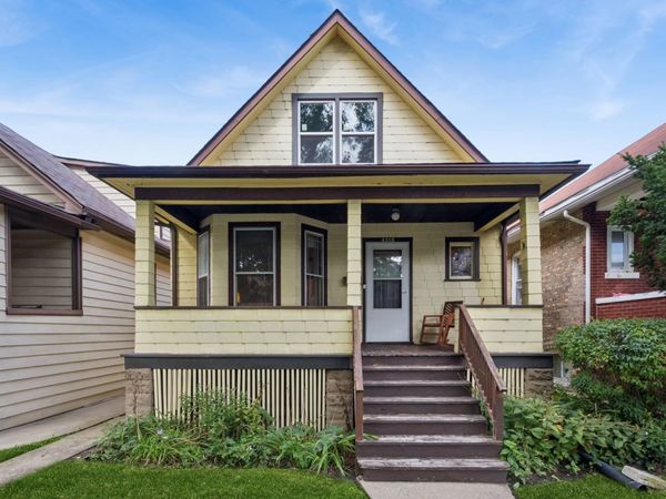 4318 N Sawyer Avenue, Chicago, IL 60618