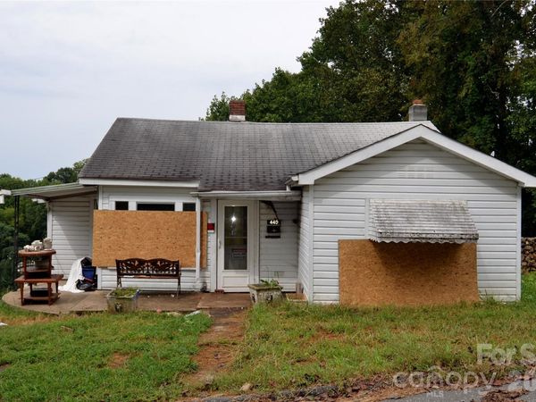 440 Hillcrest Street , Unit 22, Marion, NC 28752