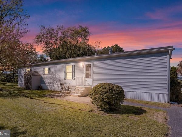 110 NORTHCREST ACRS, LEBANON, PA 17046