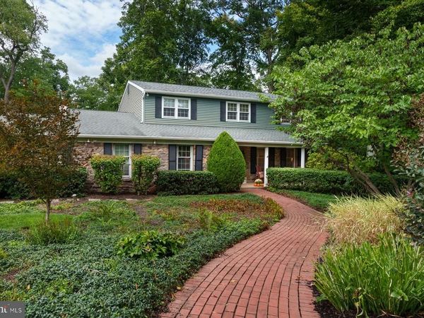 1300 UNIVERSITY DRIVE , YARDLEY, PA 19067