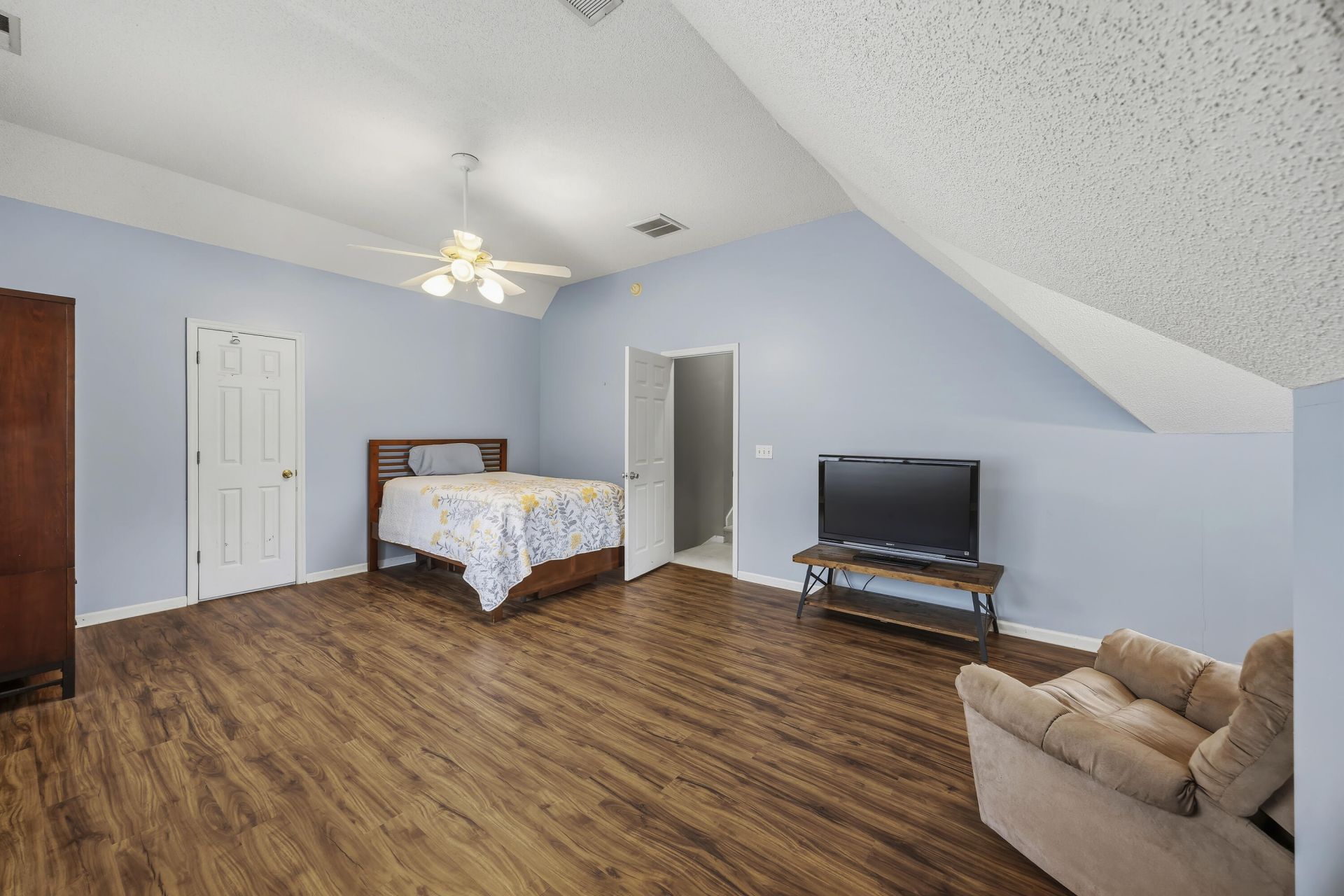 104 Spalding Circle Photo 31
