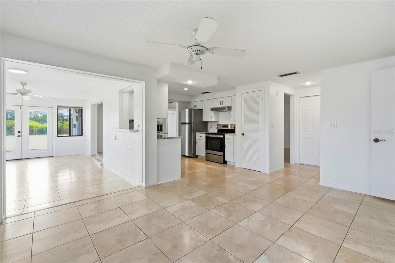3667 Carol Lane , Sarasota, FL 34238 Photo