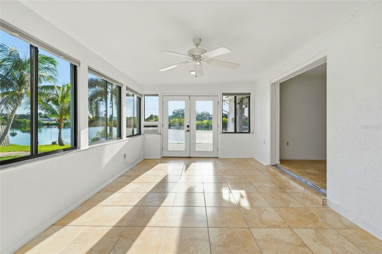 3667 Carol Lane , Sarasota, FL 34238 Photo