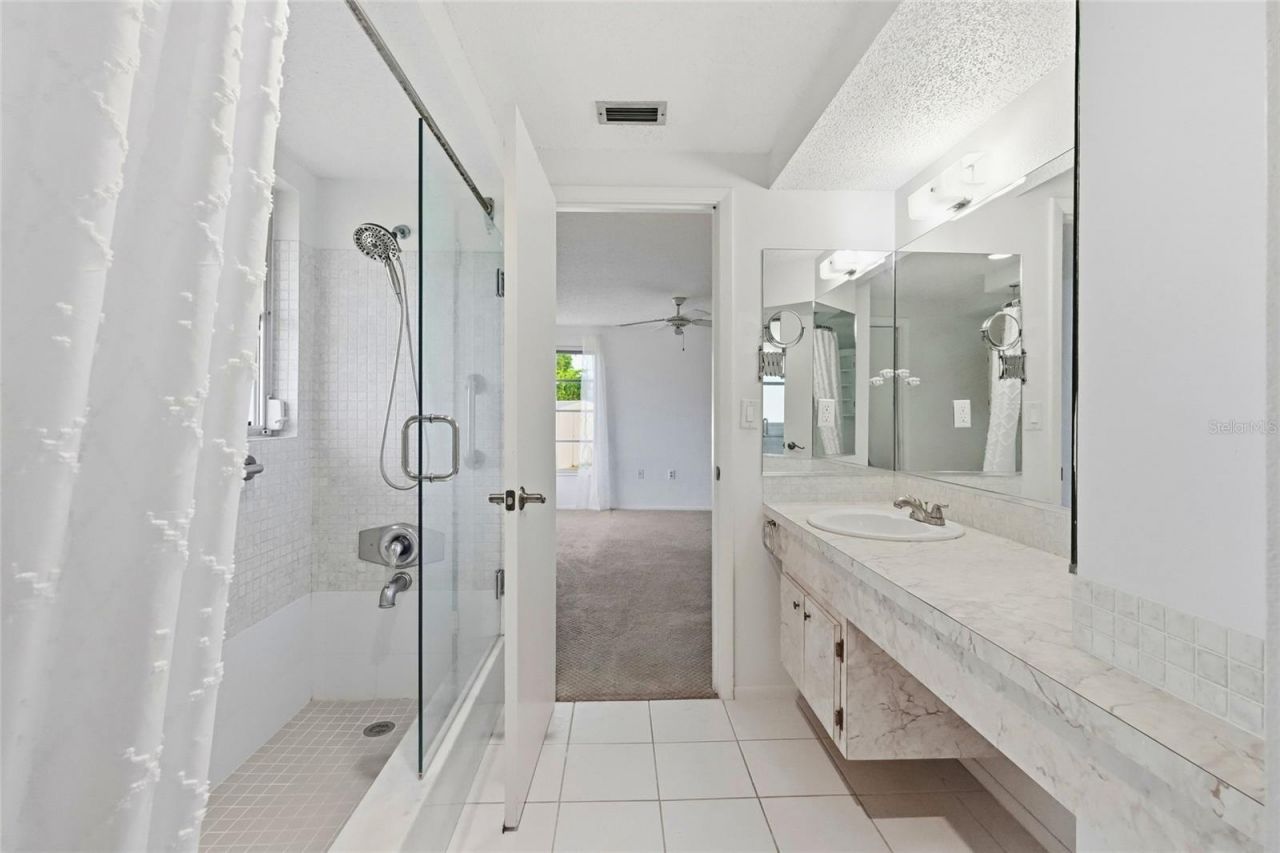3667 Carol Lane , Sarasota, FL 34238 Photo