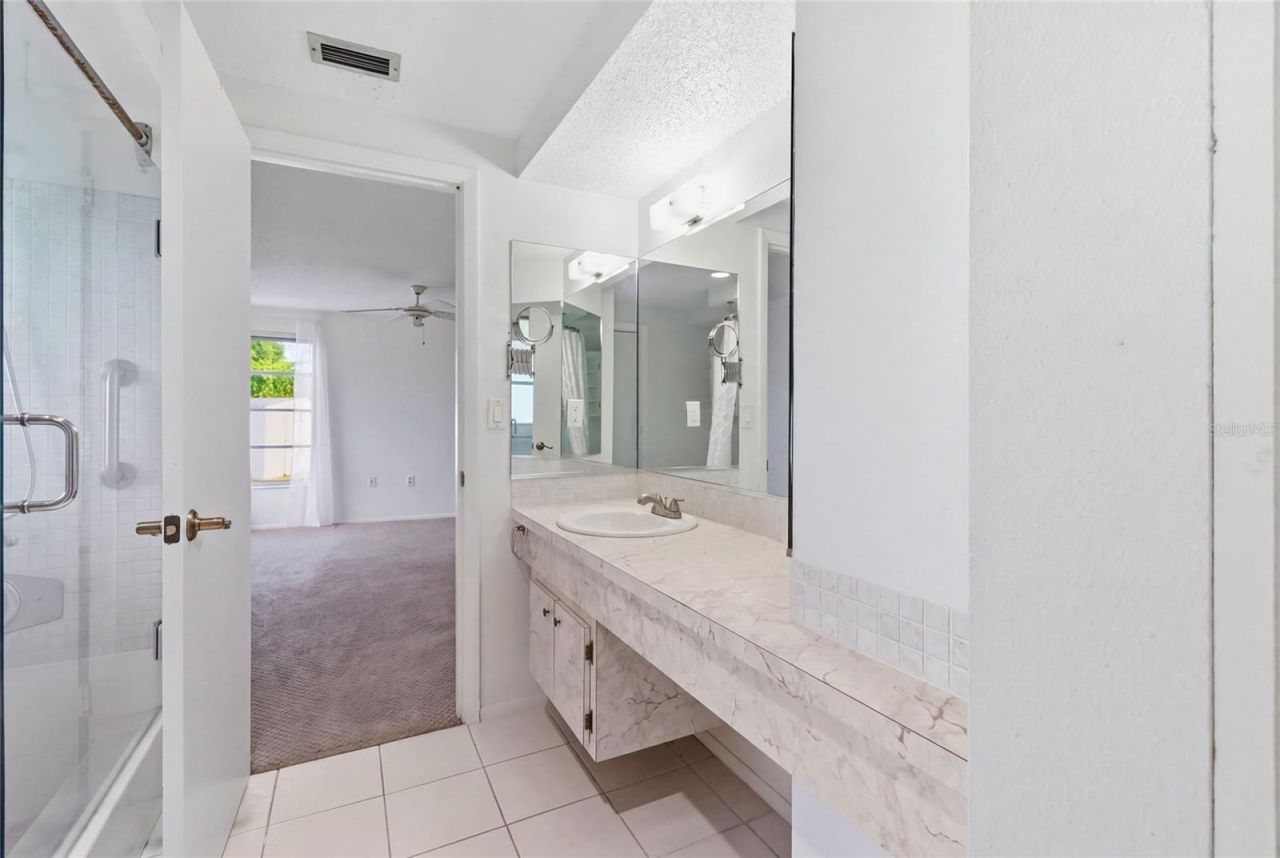 3667 Carol Lane , Sarasota, FL 34238 Photo
