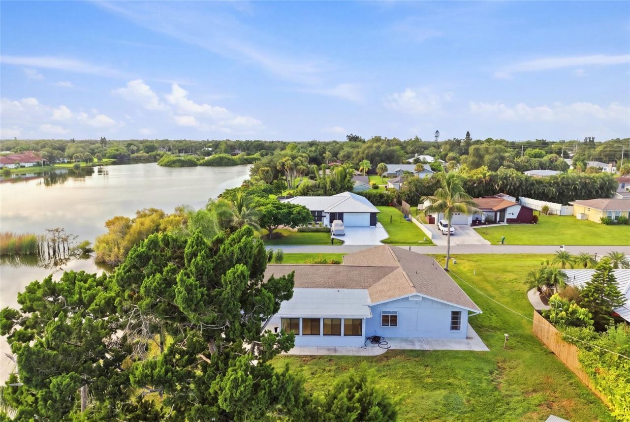 3667 Carol Lane , Sarasota, FL 34238 Photo