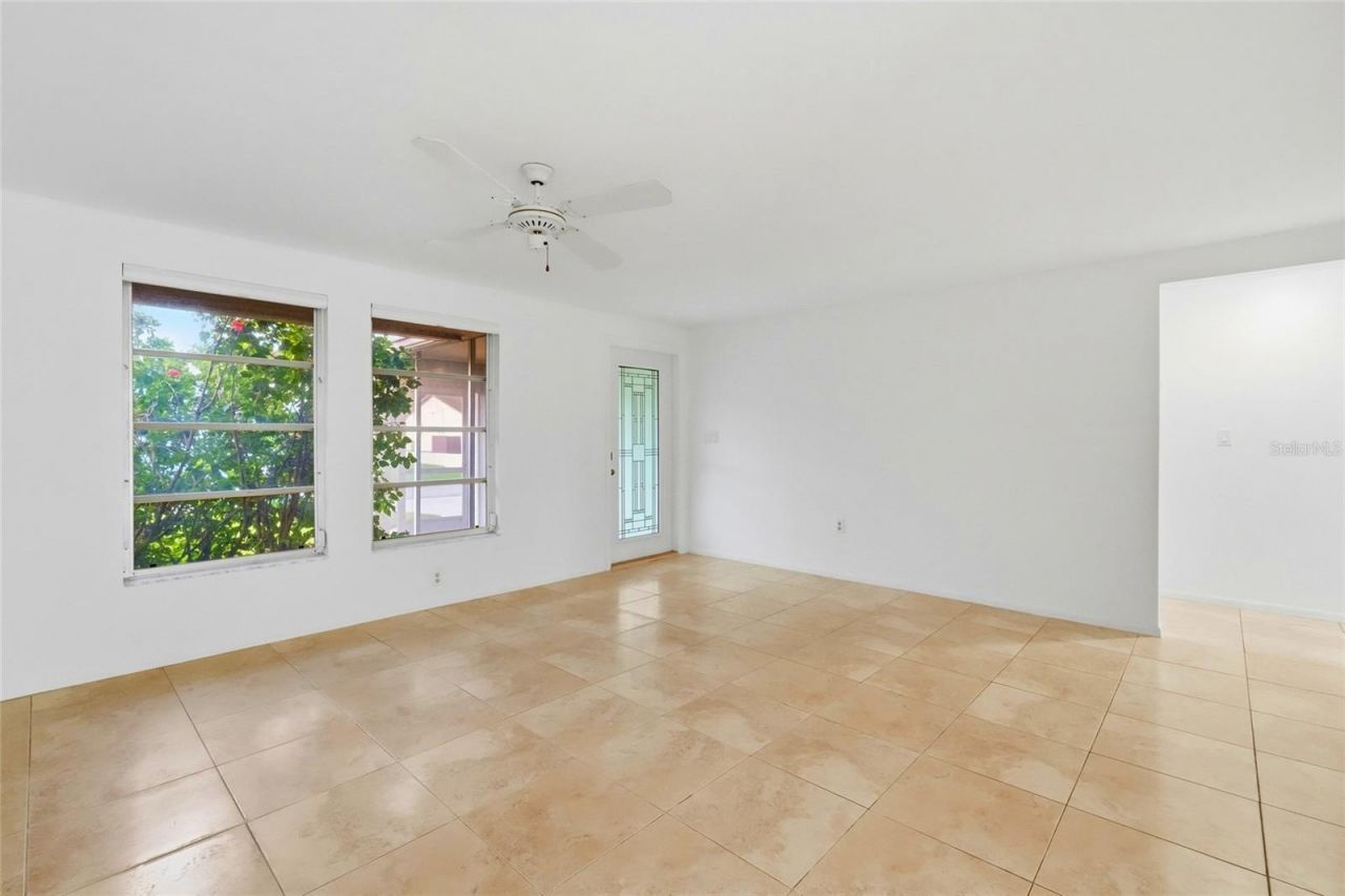 3667 Carol Lane , Sarasota, FL 34238 Photo