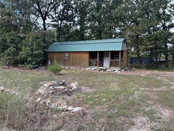 895 Partridge Drive , Climax Springs, MO 65324