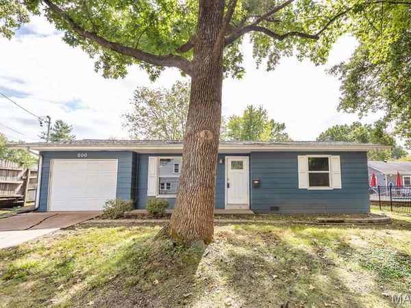 500 Cass Avenue , Edwardsville, IL 62025