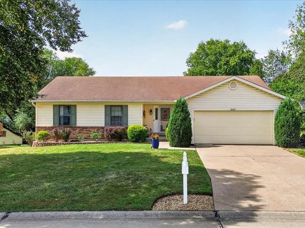 3037 Valley Vista Drive , St Peters, MO 63376