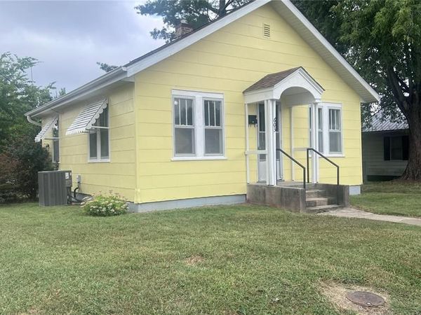 603 Edgemont Boulevard , Perryville, MO 63775