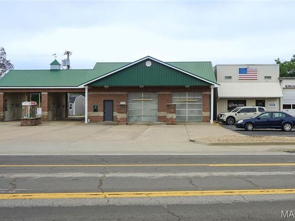311 N Franklin Street , Cuba, MO 65453