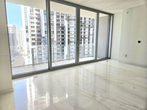 300 Biscayne Boulevard Way , Unit 2208W, Miami, FL 33131