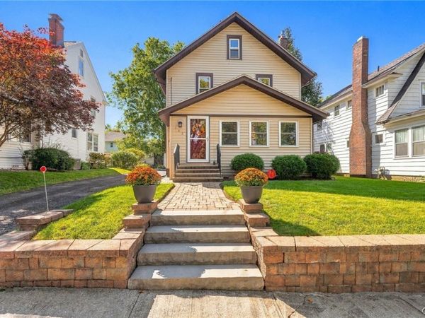 132 Roxbury Road, Syracuse, NY 13206