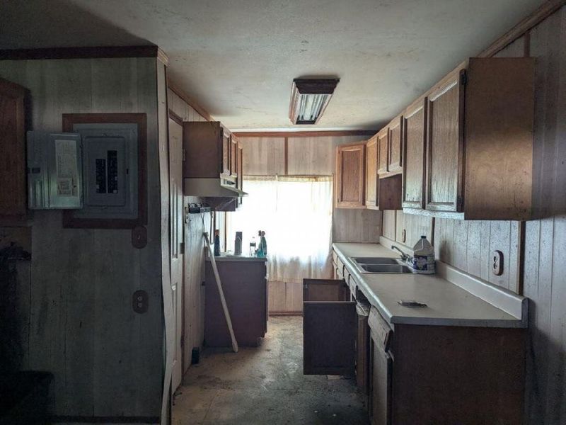 4725 E National Road, Springfield, OH 45505 Photo 25