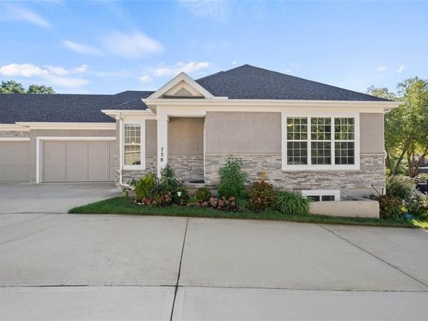 728 E 110th Terrace, Kansas City, MO 64131