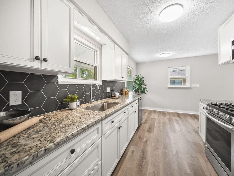 351 N Rocky Fork Drive N, Columbus, OH 43230 Photo 8