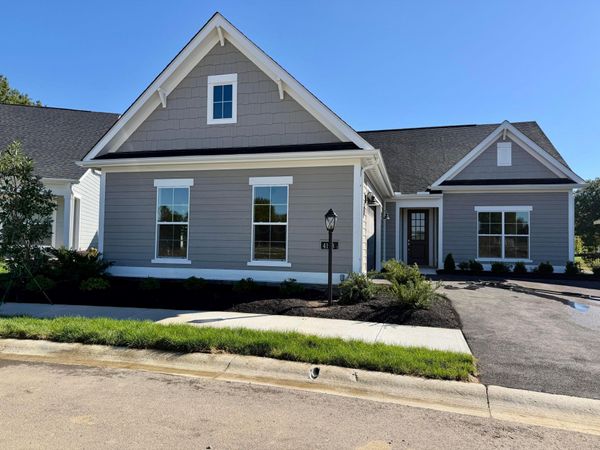 4193 Flamingo Drive , Lewis Center, OH 43035