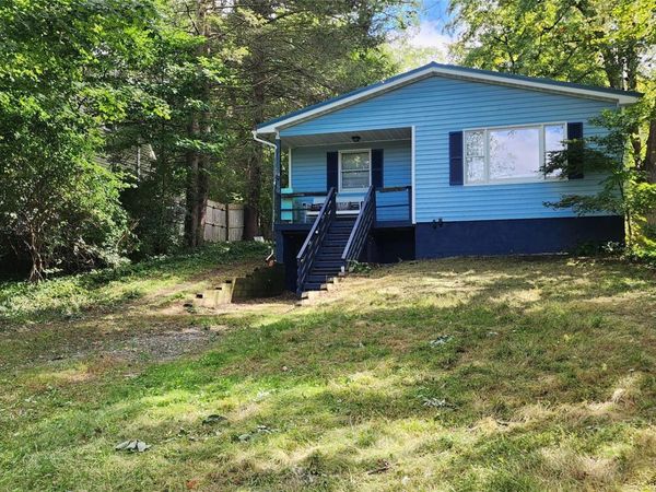752 Hunns Lake Road, Stanfordville, NY 12581