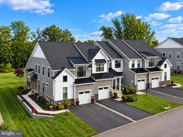 51 UMBRELL DRIVE , NORRISTOWN, PA 19403