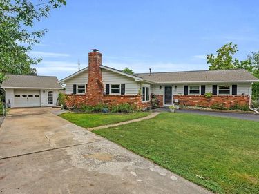 1115 S DICKENSON AVENUE, STERLING, VA 20164