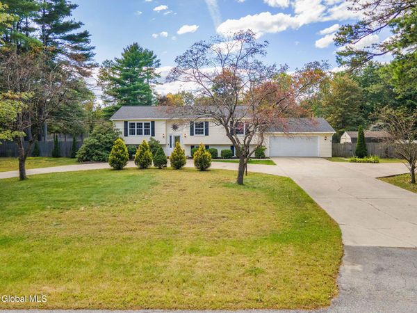 6 Coriander Drive, Moreau, NY 12828