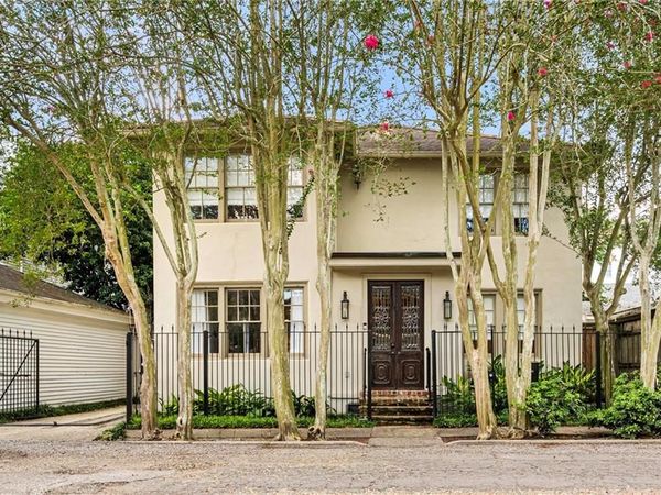 7036 CHESTNUT Street, New Orleans, LA 70118