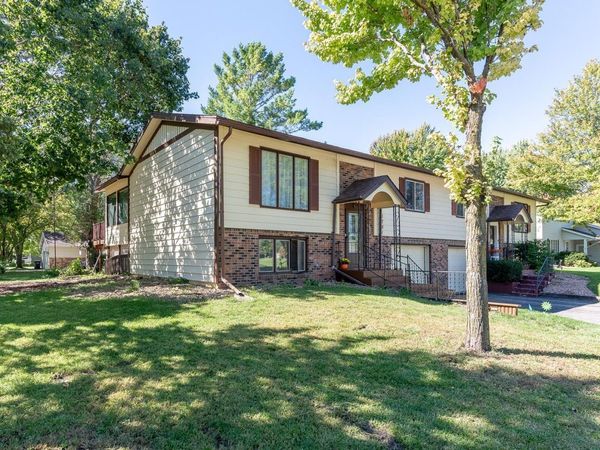 1701 Quail Roost Drive, North Mankato, MN 56003