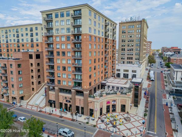 240 N Water Street, Unit 651, Wilmington, NC 28401