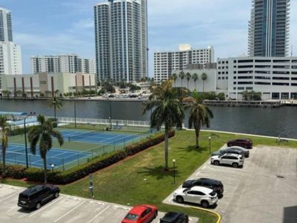 400 LESLIE Drive, Unit 502, Hallandale Beach, FL 33009