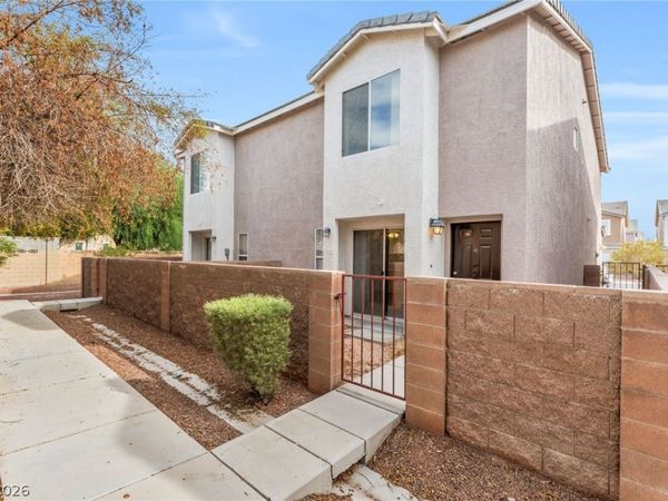 3686 Golden Sunset Court , Las Vegas, NV 89115