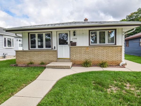 3010 S 96th STREET, West Allis, WI 53227