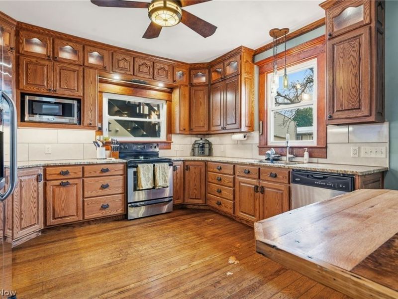 136 W Campbell Street , Loudonville, OH 44842 Photo 10
