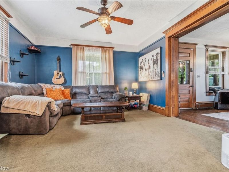 136 W Campbell Street , Loudonville, OH 44842 Photo 6