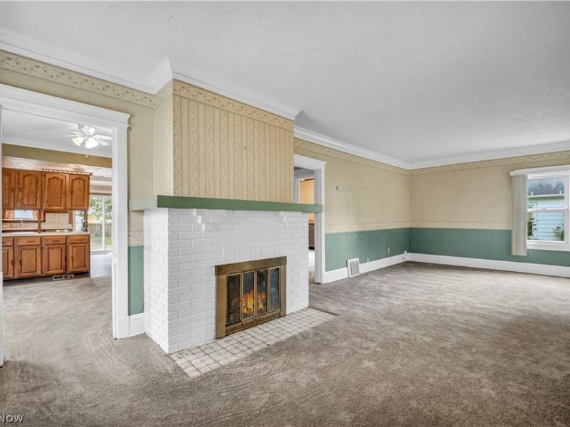 170 E 194th Street, Euclid, OH 44119 Photo 10