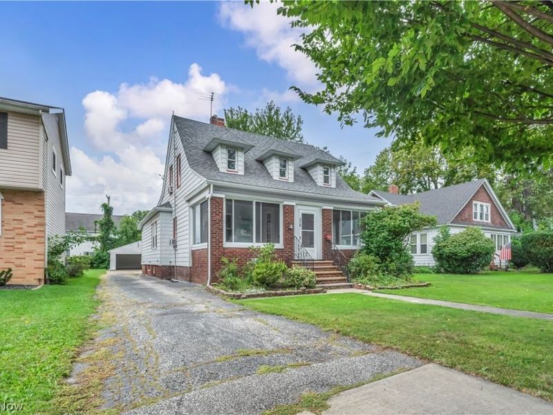 170 E 194th Street, Euclid, OH 44119 Photo 2