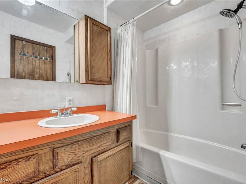 170 E 194th Street, Euclid, OH 44119 Photo 22