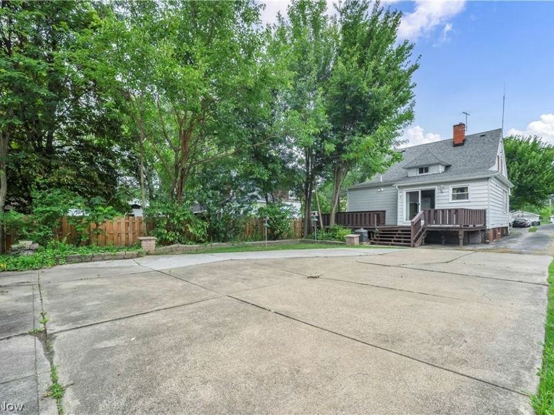 170 E 194th Street, Euclid, OH 44119 Photo 37